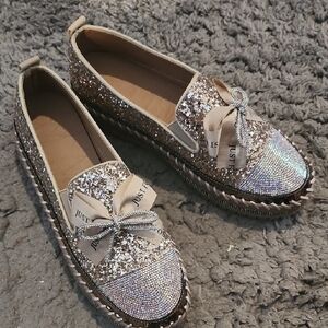 Women's Glitter Loafers - Silver and Cream